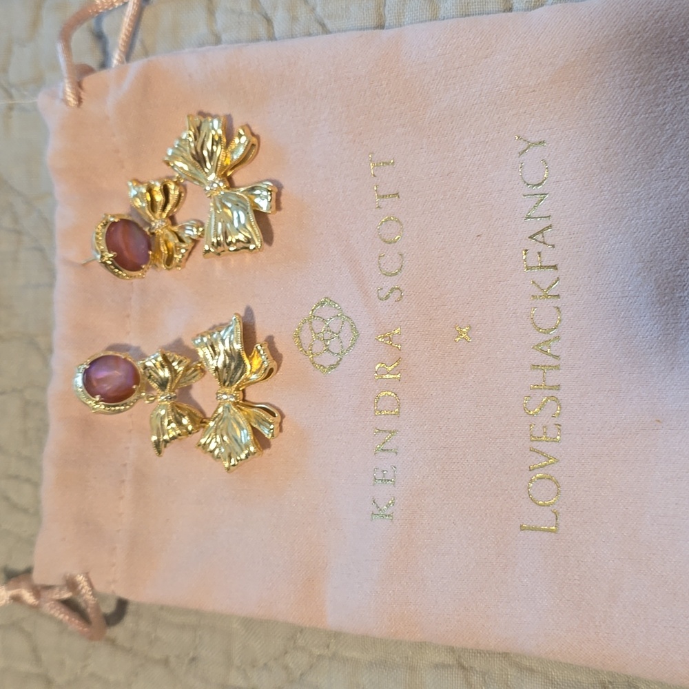 Kendra Scott x Loveshack Fancy Bow Earrings Pink Abalone